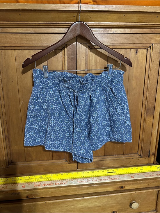 a new day Pants - a new day Blue Geometric Paperbag-Waist Shorts with Tie